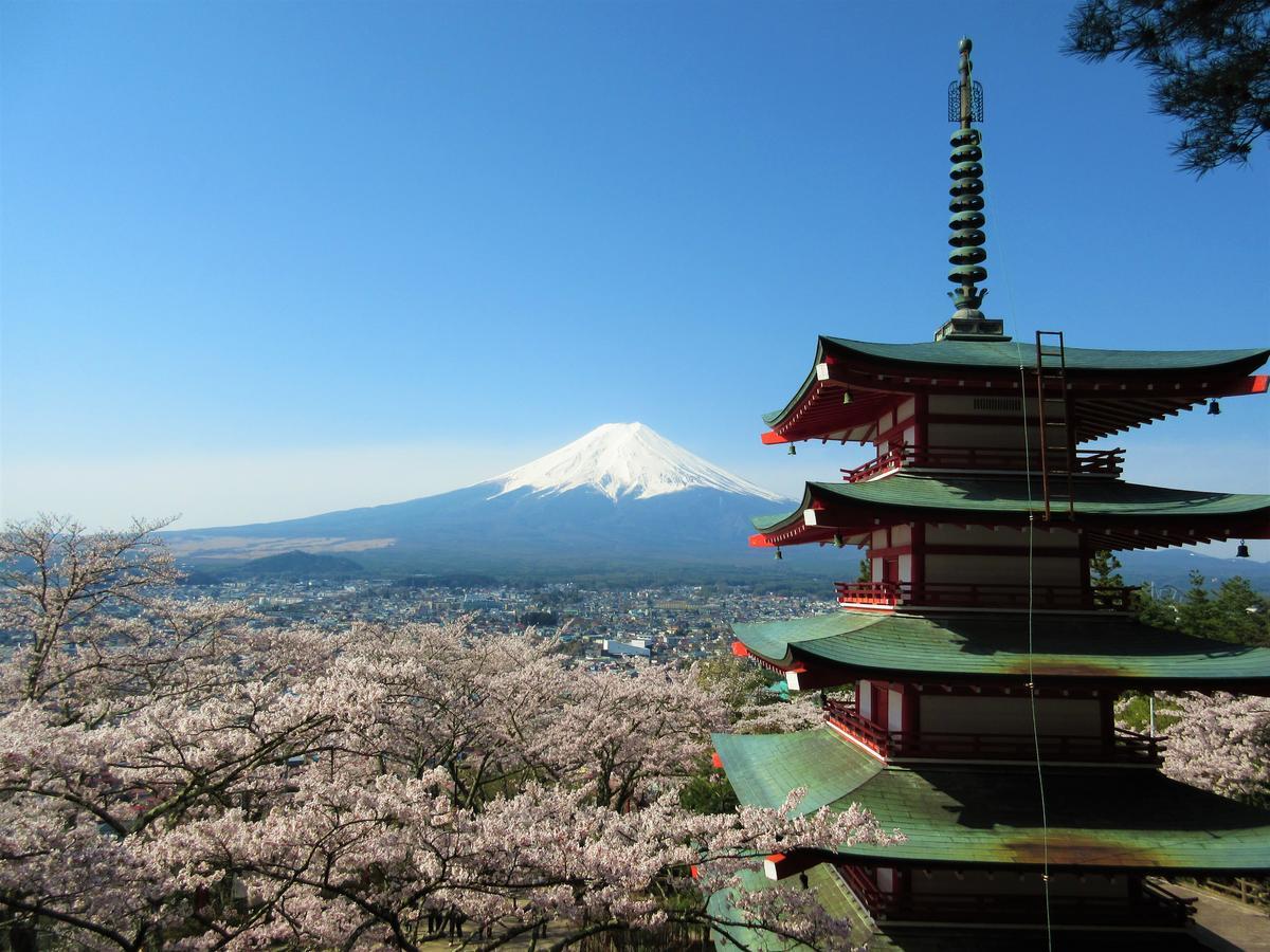 富士山結アパートメント Fudzsijosida Kültér fotó