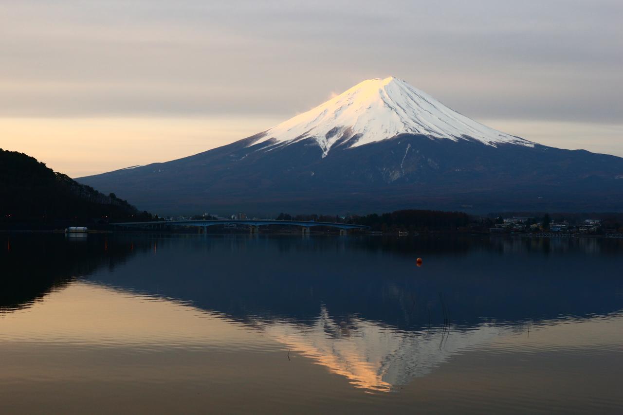 富士山結アパートメント Fudzsijosida Kültér fotó